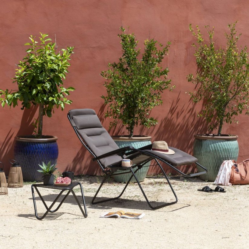 Venkovní nízký stolek Lafuma VOGUE - Barva rámu: Béžová Sable, Typ desky: Perforovaná