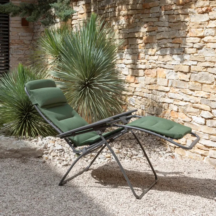 Zvýhodněná sada: 2x Relaxační křeslo FUTURA BeComfort zelená Olive (vel. standard a XL) + 2× držák nápojů ZDARMA