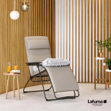 Křeslo Lafuma VITAL v interiéru - aplikace pro wellness a terapii.
