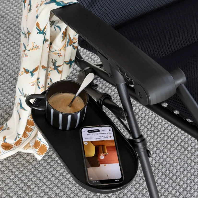 Držák na nápoje pro relaxační křesla