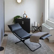 Skládací lehátko chaise lounge ECLIPSE černá Nori
