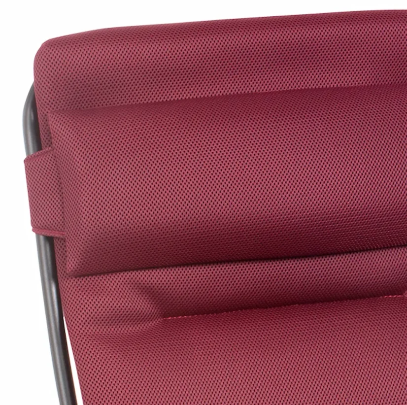 Relaxační křeslo Lafuma FUTURA AirComfort červená - detail třívrstvého polstrovaného potahu AirComfort.
