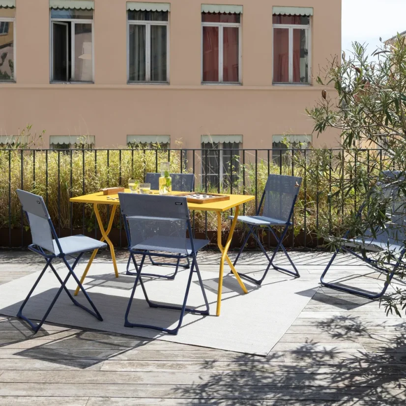 Skládací venkovní stůl Lafuma BALCONY II žlutá Miel – 120×70 cm