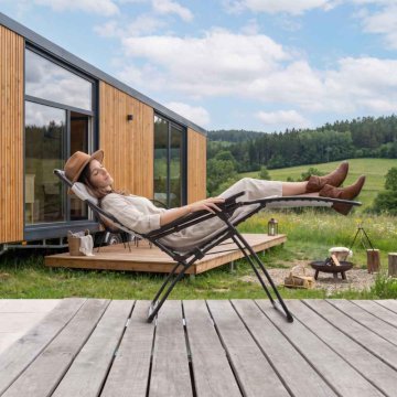 Relaxační křesla pro glamping