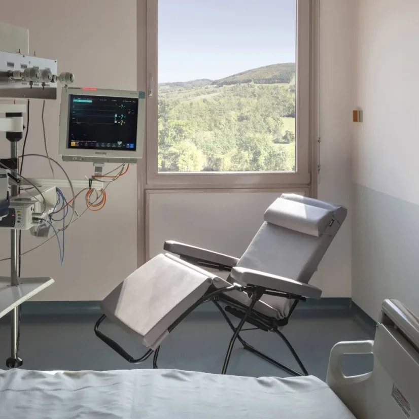 Profi zdravotné relaxačné kreslo OXYGÈNE šedá Empreinte