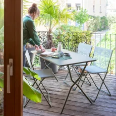 Sada BALCONY II – skládací stůl 120×70 cm + 4 ultra kompaktní židle | ColorBlock zelená Moss