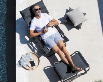 Pozdvihněte svou letní relaxaci na novou úroveň s lehátky Lafuma!